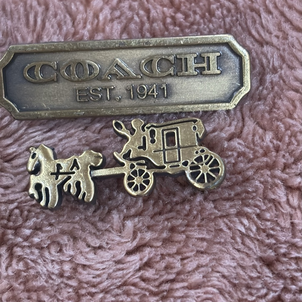 Coach Hang Tag Handbag - Picture 2 of 6